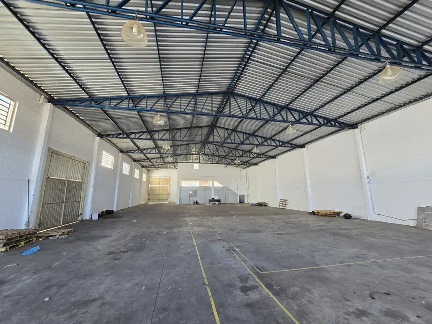 Foto 2 de Armazém / Galpão para alugar, 606m2 em Zona Industrial, Sorocaba - SP