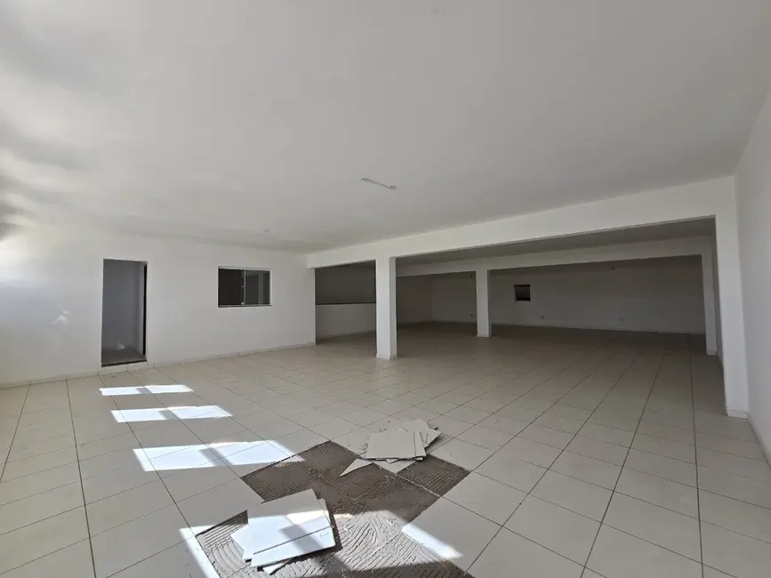 Armazém / Galpão para alugar, 403m2 em Zona Industrial, Sorocaba - SP - imagem 5 Foto 5 de Armazém / Galpão para alugar, 403m2 em Zona Industrial, Sorocaba - SP