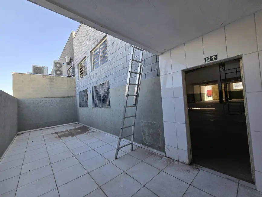 Armazém / Galpão para alugar, 403m2 em Zona Industrial, Sorocaba - SP - imagem 6 Foto 6 de Armazém / Galpão para alugar, 403m2 em Zona Industrial, Sorocaba - SP