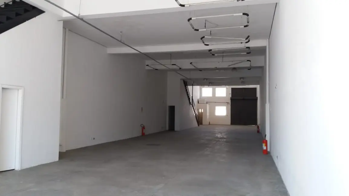 Foto 2 de Armazém / Galpão para alugar, 800m2 em Alphaville Industrial, Barueri - SP