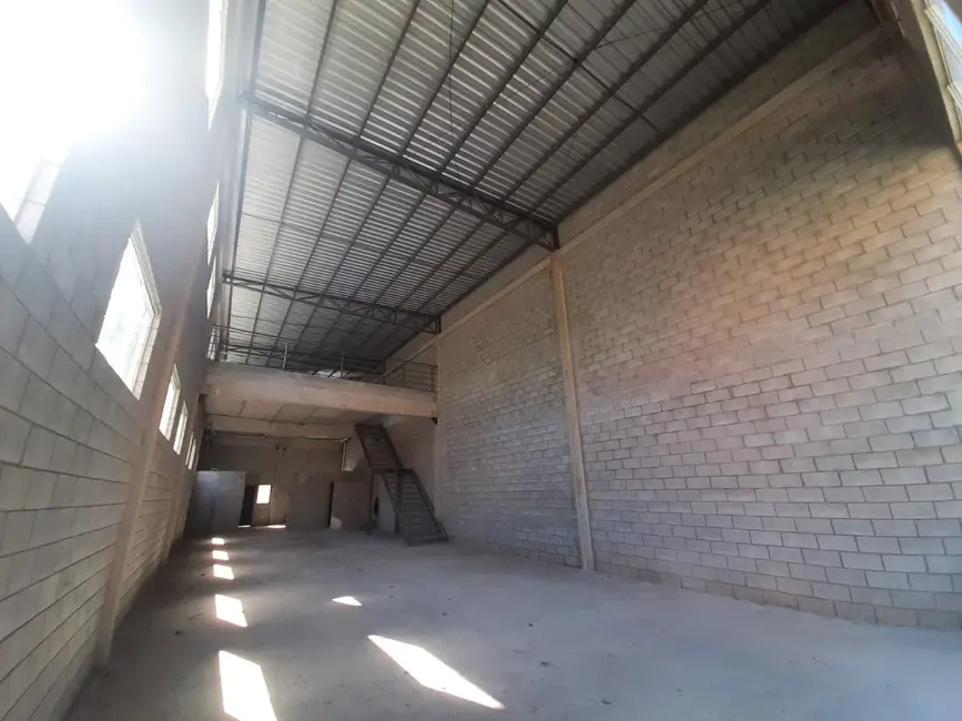 Armazém / Galpão para alugar, 216m2 em Parque Morumbi, Votorantim - SP - imagem 3 Foto 3 de Armazém / Galpão para alugar, 216m2 em Parque Morumbi, Votorantim - SP