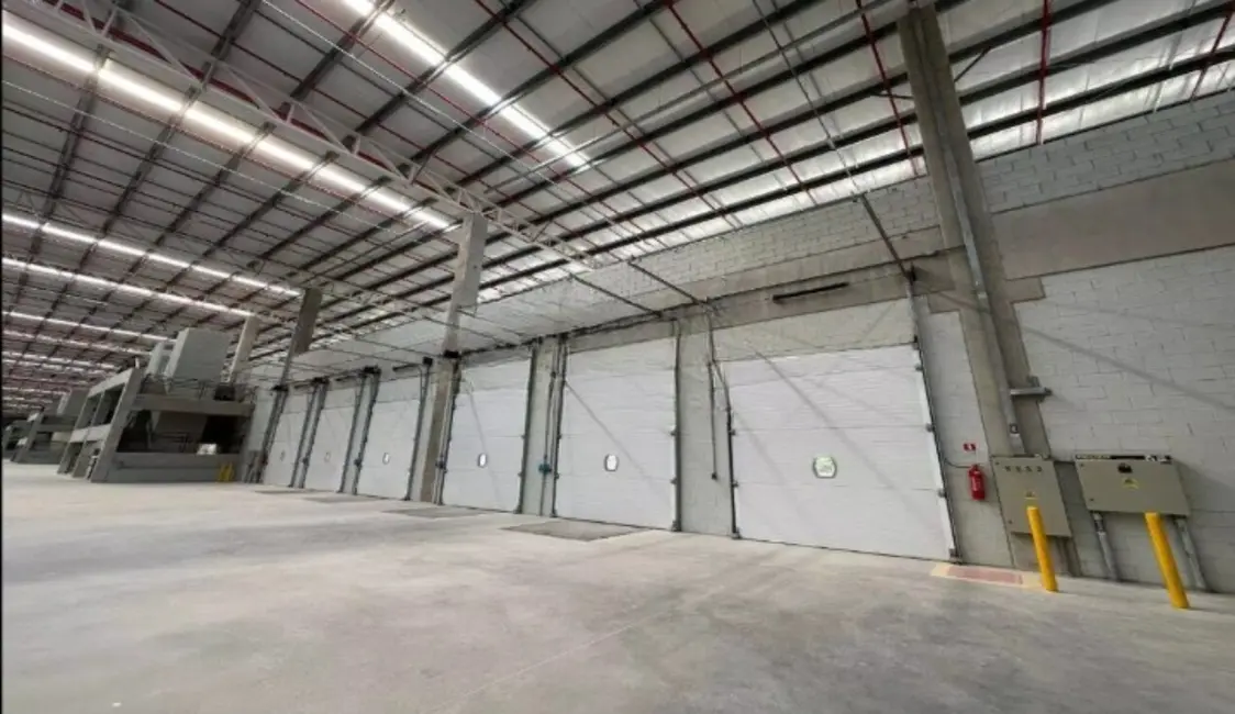 Foto 9 de Armazém / Galpão para alugar, 3157m2 em Jardim Belval, Barueri - SP