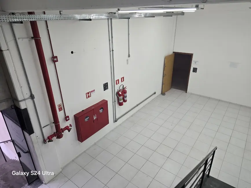 Armazém / Galpão para alugar, 600m2 em Zona Industrial, Sorocaba - SP - imagem 9 Foto 9 de Armazém / Galpão para alugar, 600m2 em Zona Industrial, Sorocaba - SP