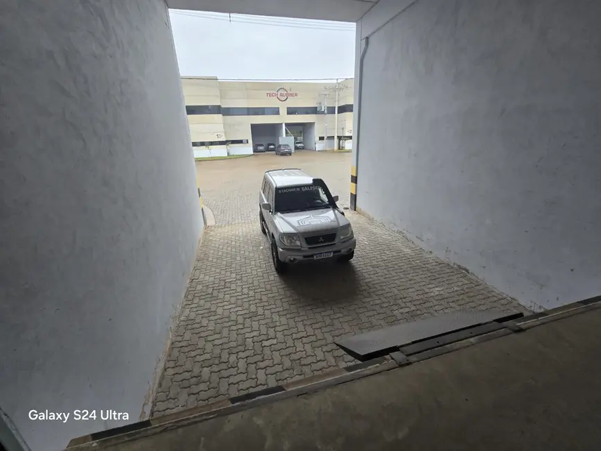 Armazém / Galpão para alugar, 600m2 em Zona Industrial, Sorocaba - SP - imagem 5 Foto 5 de Armazém / Galpão para alugar, 600m2 em Zona Industrial, Sorocaba - SP