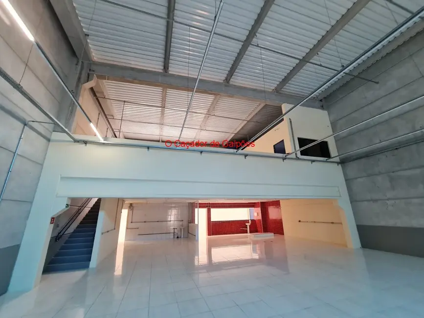 Armazém / Galpão à venda e para alugar, 300m2 em Vila Hortência, Sorocaba - SP - imagem 9 Foto 9 de Armazém / Galpão à venda e para alugar, 300m2 em Vila Hortência, Sorocaba - SP