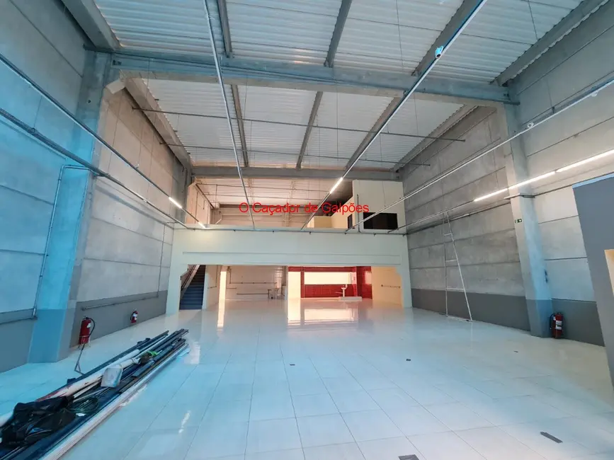 Armazém / Galpão à venda e para alugar, 300m2 em Vila Hortência, Sorocaba - SP - imagem 8 Foto 8 de Armazém / Galpão à venda e para alugar, 300m2 em Vila Hortência, Sorocaba - SP