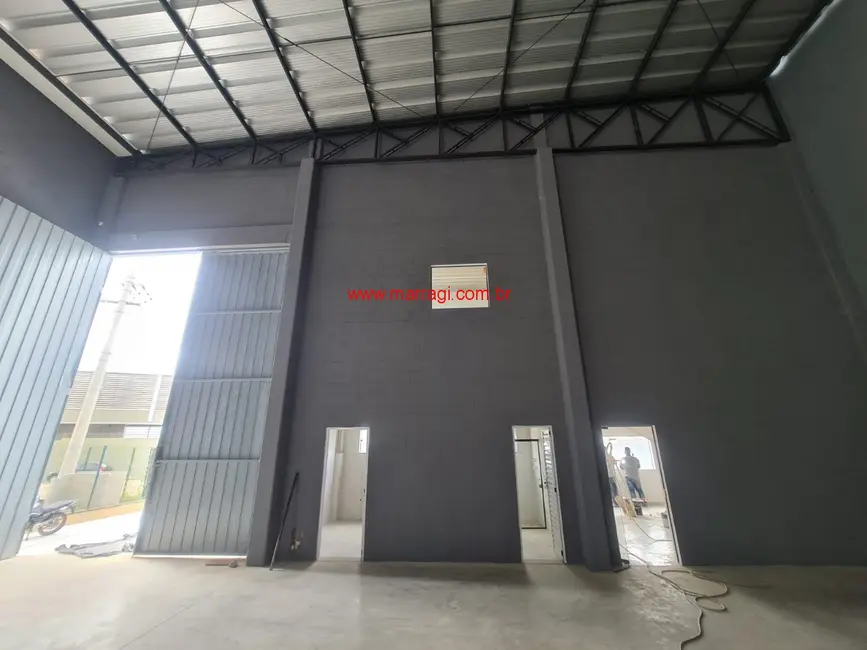 Foto 3 de Armazém / Galpão para alugar, 720m2 em Cajuru do Sul, Sorocaba - SP