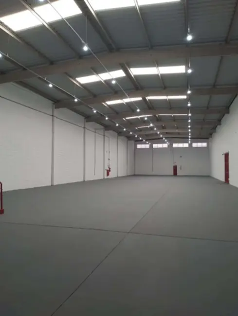 Foto 2 de Armazém / Galpão para alugar, 1800m2 em Iporanga, Sorocaba - SP