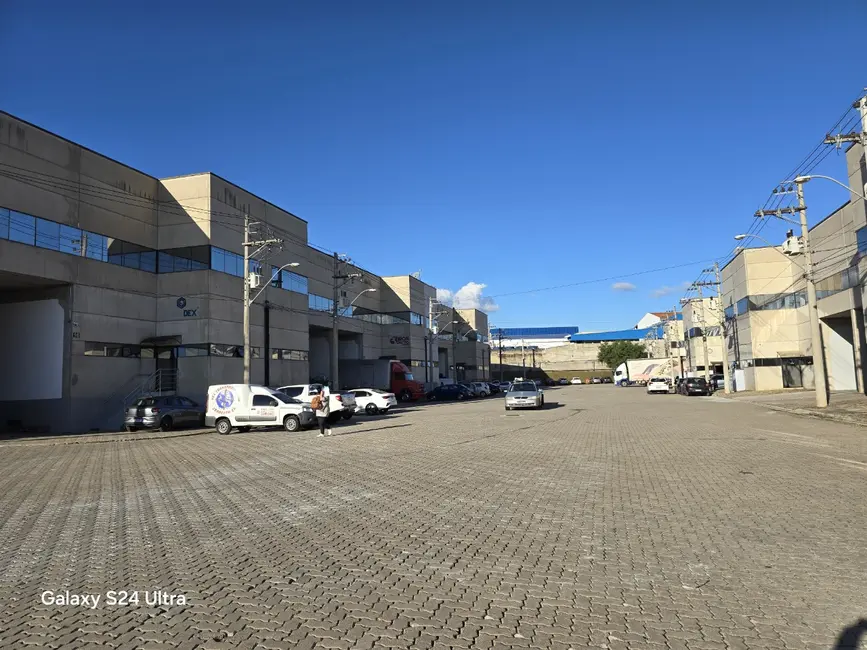 Armazém / Galpão para alugar, 691m2 em Iporanga, Sorocaba - SP - imagem 9 Foto 9 de Armazém / Galpão para alugar, 691m2 em Iporanga, Sorocaba - SP