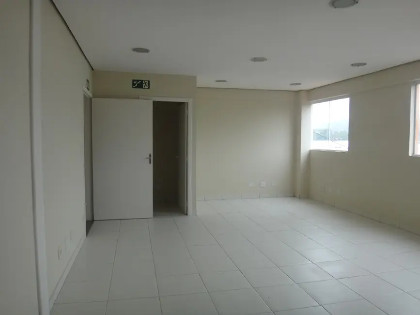 Foto 6 de Armazém / Galpão para alugar, 525m2 em Sítio do Rosário, Santana De Parnaiba - SP