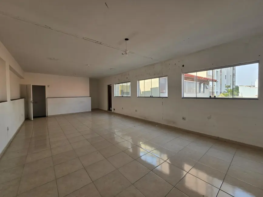 Armazém / Galpão para alugar, 190m2 em Éden, Sorocaba - SP - imagem 8 Foto 8 de Armazém / Galpão para alugar, 190m2 em Éden, Sorocaba - SP