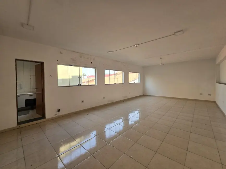 Armazém / Galpão para alugar, 190m2 em Éden, Sorocaba - SP - imagem 9 Foto 9 de Armazém / Galpão para alugar, 190m2 em Éden, Sorocaba - SP