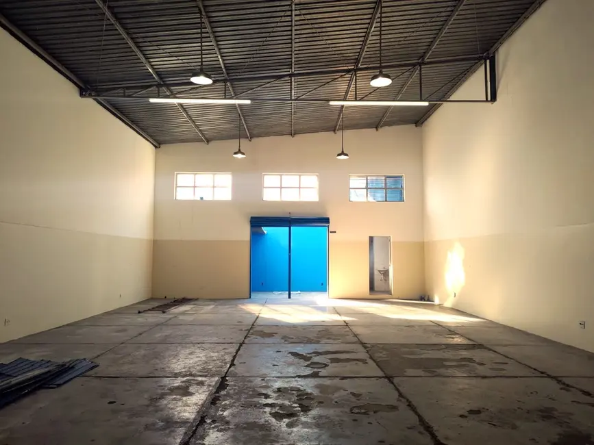 Armazém / Galpão para alugar, 262m2 em Jardim Zulmira, Sorocaba - SP - imagem 8 Foto 8 de Armazém / Galpão para alugar, 262m2 em Jardim Zulmira, Sorocaba - SP