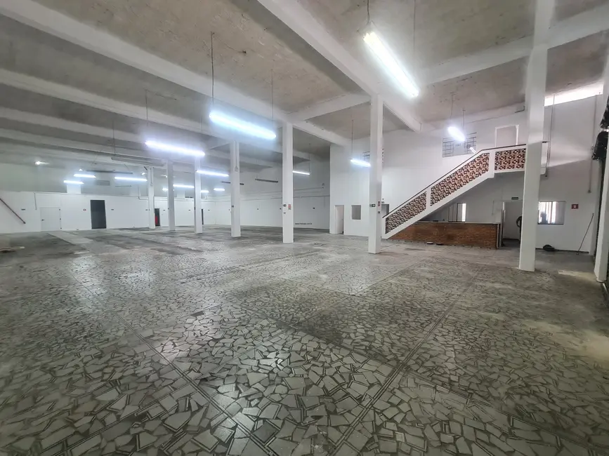 Armazém / Galpão para alugar, 630m2 em Jardim Vera Cruz, Sorocaba - SP - imagem 2 Foto 2 de Armazém / Galpão para alugar, 630m2 em Jardim Vera Cruz, Sorocaba - SP