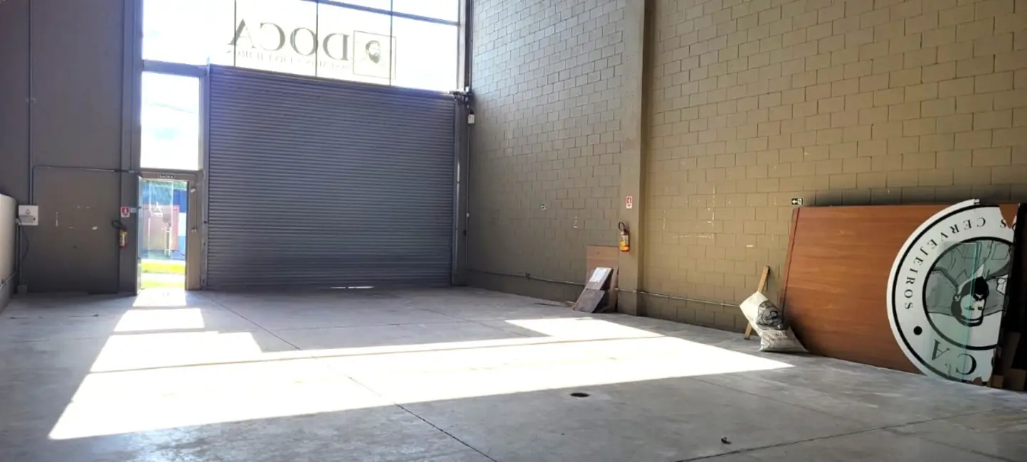 Foto 4 de Armazém / Galpão para alugar, 250m2 em Itapeva, Votorantim - SP