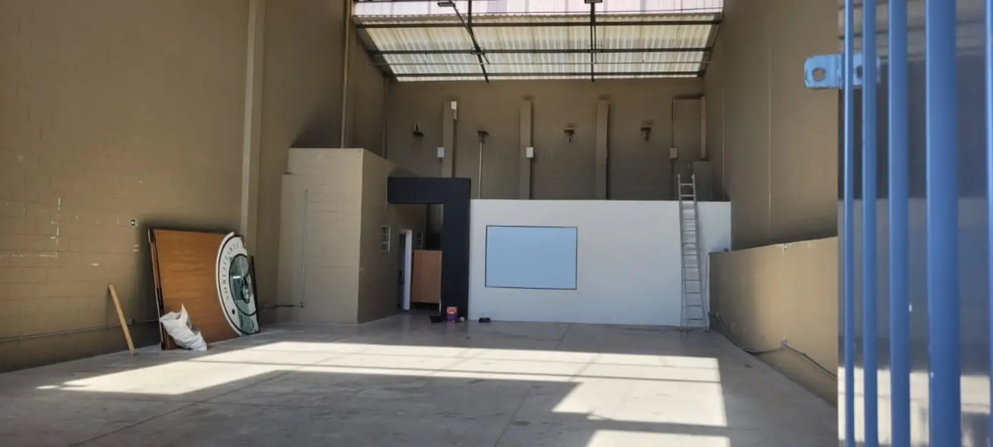 Foto 7 de Armazém / Galpão para alugar, 250m2 em Itapeva, Votorantim - SP