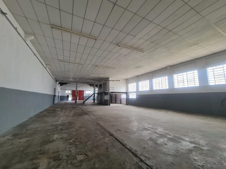 Foto 3 de Armazém / Galpão para alugar, 1680m2 em Protestantes, Votorantim - SP