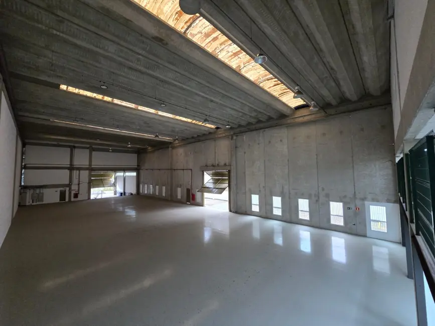 Armazém / Galpão para alugar, 1350m2 em Tamboré, Barueri - SP - imagem 6 Foto 6 de Armazém / Galpão para alugar, 1350m2 em Tamboré, Barueri - SP