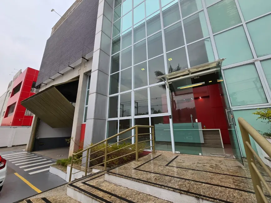 Armazém / Galpão para alugar, 1350m2 em Tamboré, Barueri - SP - imagem 3 Foto 3 de Armazém / Galpão para alugar, 1350m2 em Tamboré, Barueri - SP