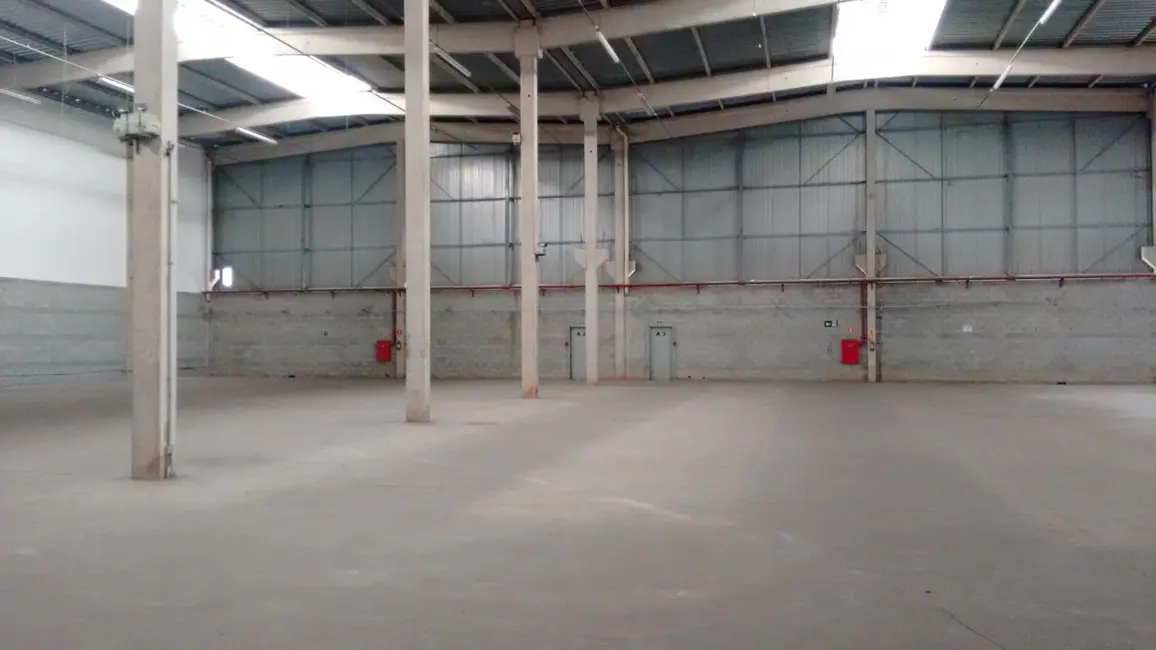 Foto 2 de Armazém / Galpão para alugar, 2362m2 em Jardim Itaquiti, Barueri - SP