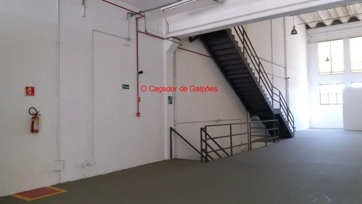 Foto 3 de Armazém / Galpão para alugar, 800m2 em Tamboré, Barueri - SP