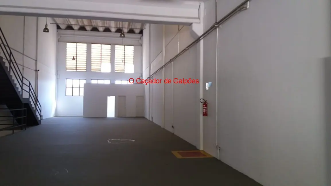 Foto 2 de Armazém / Galpão para alugar, 800m2 em Tamboré, Barueri - SP