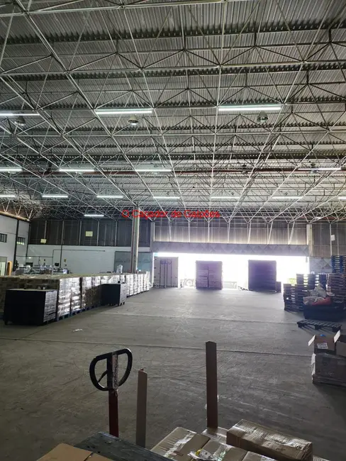 Foto 1 de Armazém / Galpão para alugar, 2500m2 em Quitaúna, Osasco - SP