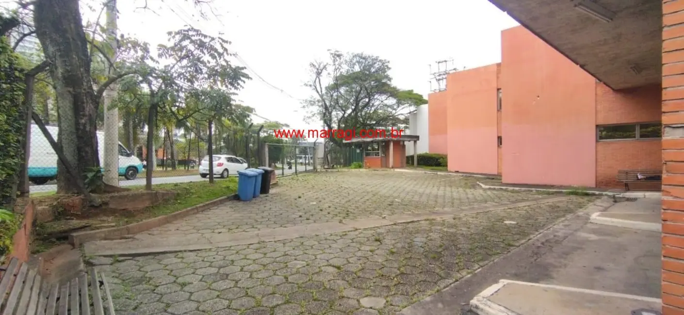 Armazém / Galpão para alugar, 2200m2 em Barueri - SP - imagem 4 Foto 4 de Armazém / Galpão para alugar, 2200m2 em Barueri - SP