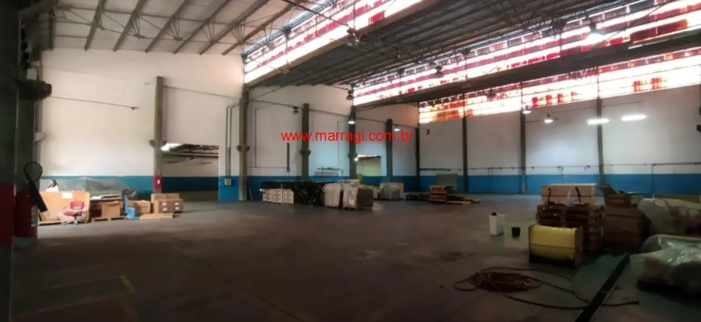 Armazém / Galpão para alugar, 2200m2 em Barueri - SP - imagem 7 Foto 7 de Armazém / Galpão para alugar, 2200m2 em Barueri - SP