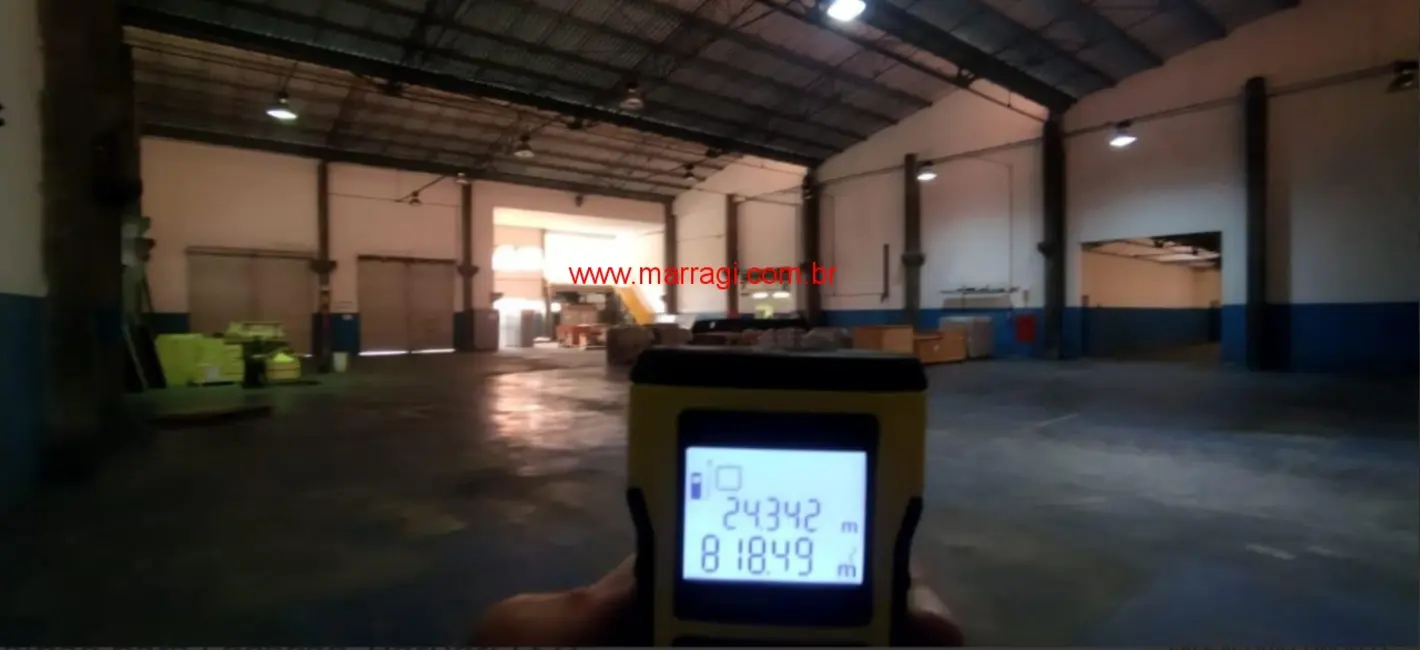 Armazém / Galpão para alugar, 2200m2 em Barueri - SP - imagem 9 Foto 9 de Armazém / Galpão para alugar, 2200m2 em Barueri - SP