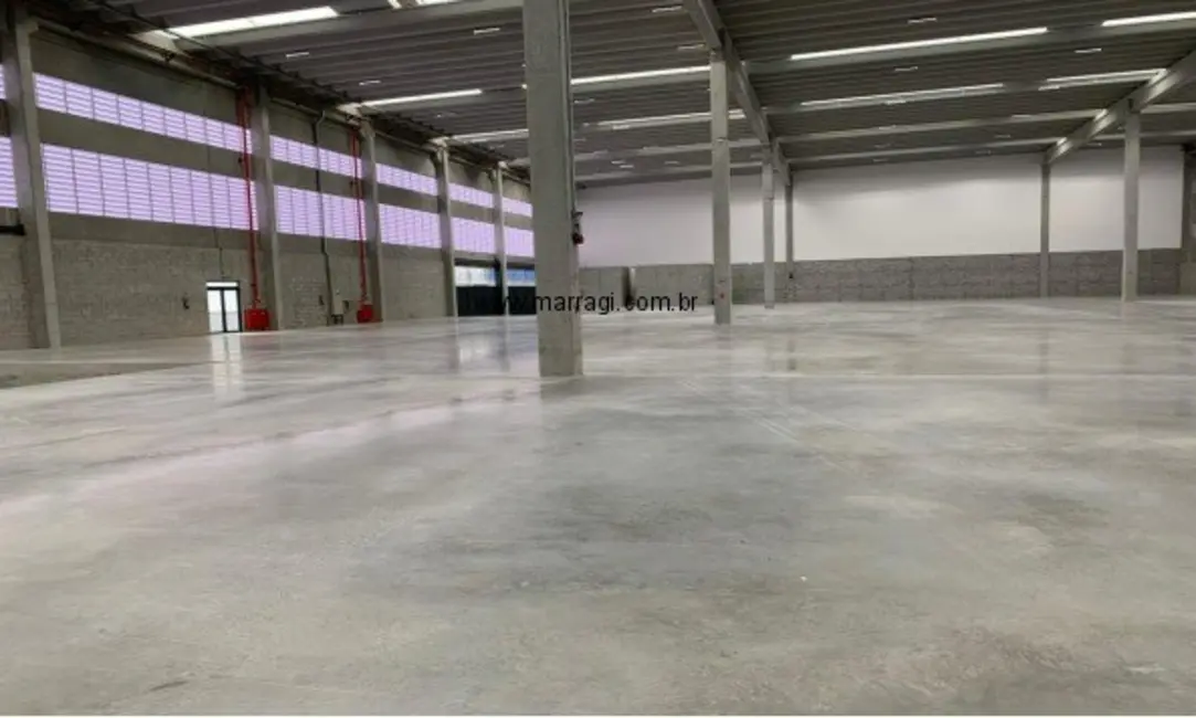 Foto 3 de Armazém / Galpão para alugar, 2181m2 em km 18, Osasco - SP