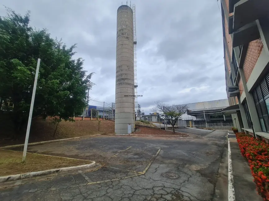 Foto 9 de Armazém / Galpão para alugar, 2700m2 em Alphaville Empresarial, Barueri - SP