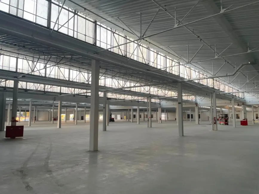 Foto 2 de Armazém / Galpão para alugar, 13000m2 em Jaguaré, São Paulo - SP