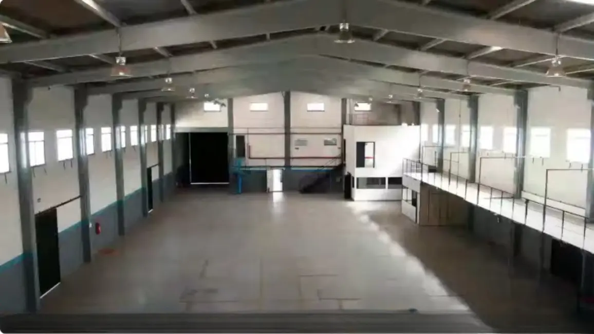 Armazém / Galpão para alugar, 1600m2 em Distrito Industrial João Narezzi, Indaiatuba - SP - imagem 5 Foto 5 de Armazém / Galpão para alugar, 1600m2 em Distrito Industrial João Narezzi, Indaiatuba - SP