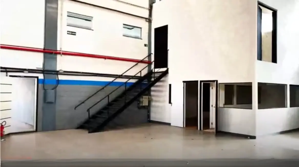 Armazém / Galpão para alugar, 1600m2 em Distrito Industrial João Narezzi, Indaiatuba - SP - imagem 8 Foto 8 de Armazém / Galpão para alugar, 1600m2 em Distrito Industrial João Narezzi, Indaiatuba - SP