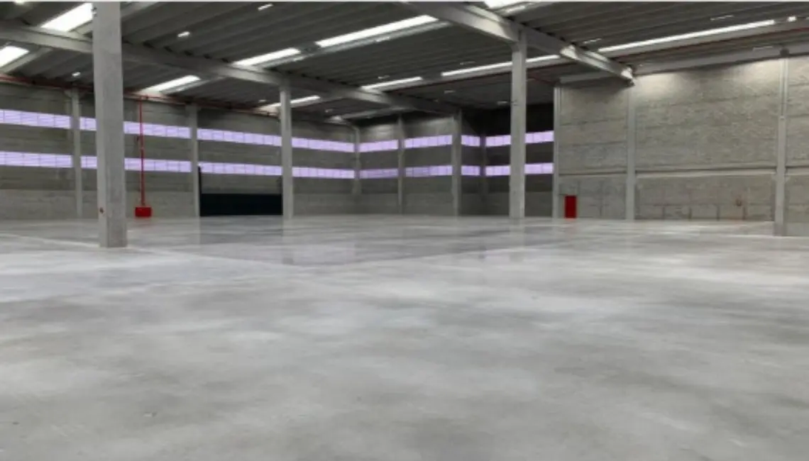 Armazém / Galpão para alugar, 2181m2 em km 18, Osasco - SP - imagem 6 Foto 6 de Armazém / Galpão para alugar, 2181m2 em km 18, Osasco - SP