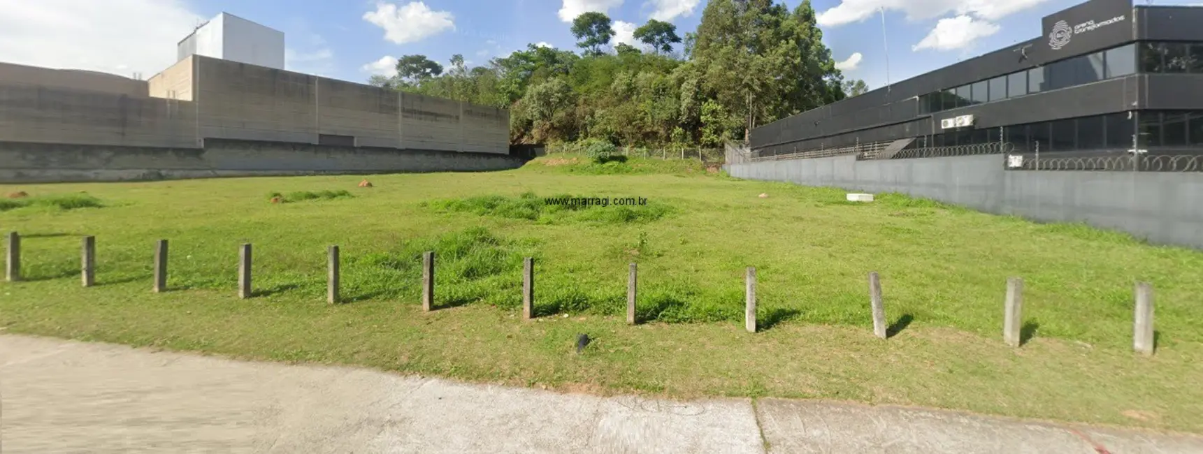 Foto 1 de Terreno / Lote à venda e para alugar, 3300m2 em Alphaville Empresarial, Barueri - SP
