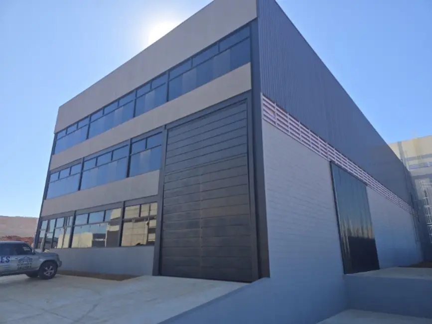 Foto 4 de Armazém / Galpão à venda e para alugar, 760m2 em Éden, Sorocaba - SP