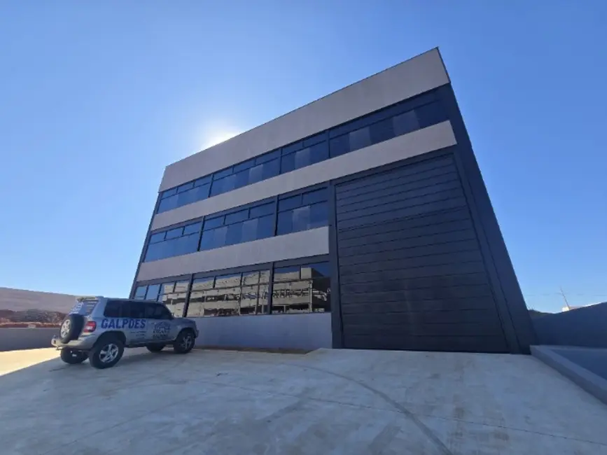 Armazém / Galpão à venda, 760m2 em Éden, Sorocaba - SP - imagem 3 Foto 3 de Armazém / Galpão à venda, 760m2 em Éden, Sorocaba - SP