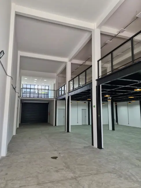 Foto 6 de Armazém / Galpão para alugar, 700m2 em Alphaville Empresarial, Barueri - SP