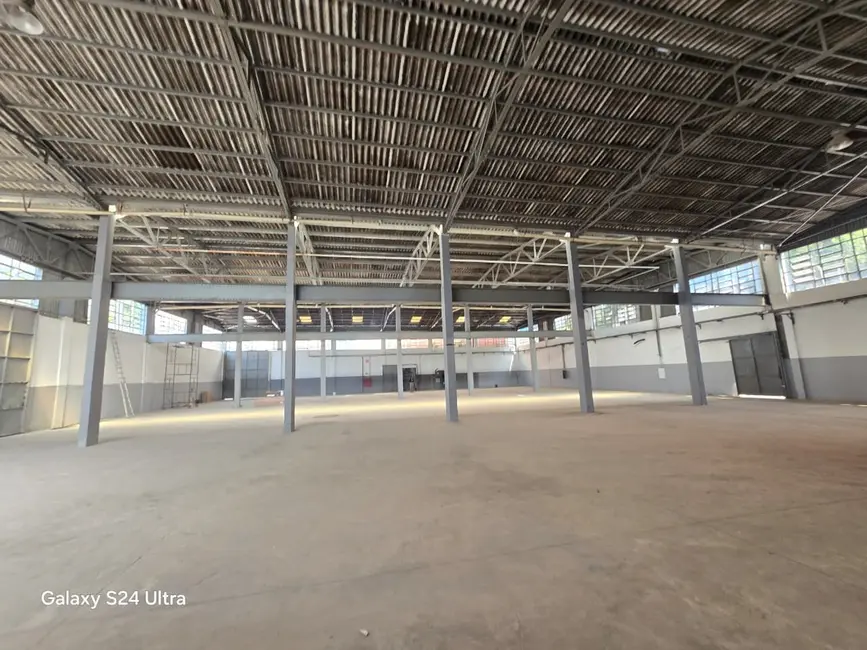 Foto 3 de Armazém / Galpão para alugar, 1950m2 em Jardim Regina Alice, Barueri - SP