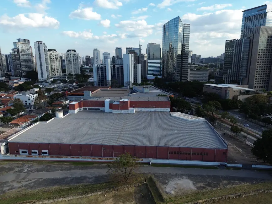 Foto 1 de Armazém / Galpão para alugar, 49740m2 em Vila Cordeiro, São Paulo - SP