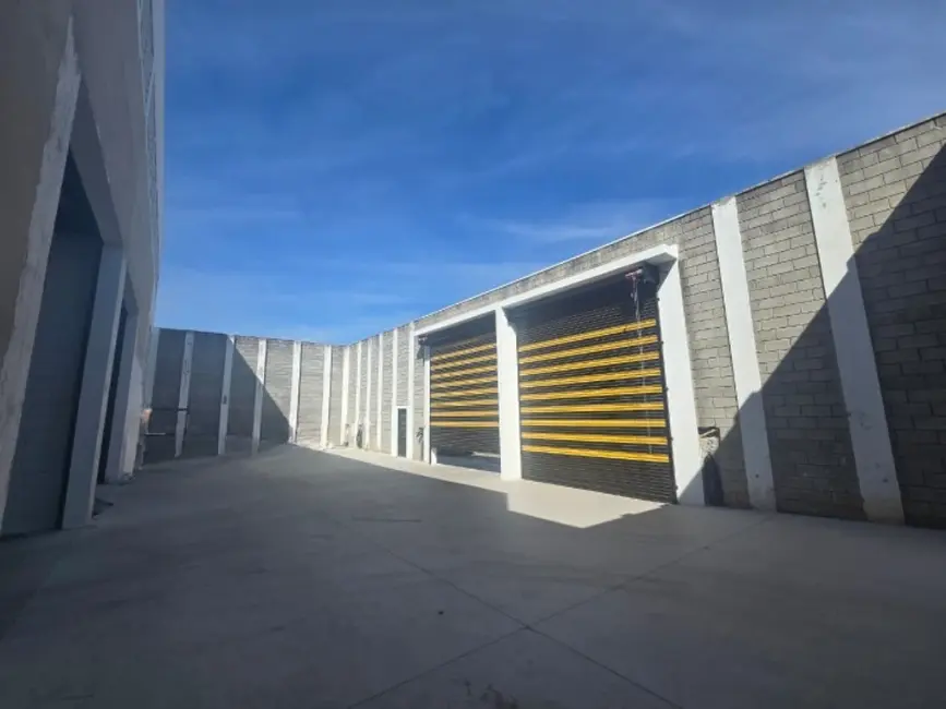 Foto 2 de Armazém / Galpão para alugar, 600m2 em Parque Empresarial das Mangueiras, Sorocaba - SP