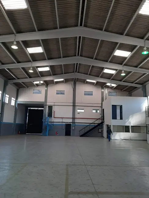 Armazém / Galpão para alugar, 1700m2 em Distrito Industrial João Narezzi, Indaiatuba - SP - imagem 3 Foto 3 de Armazém / Galpão para alugar, 1700m2 em Distrito Industrial João Narezzi, Indaiatuba - SP