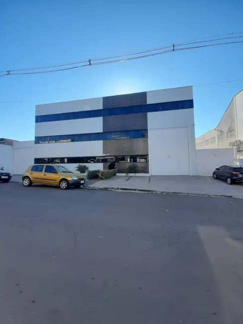 Armazém / Galpão para alugar, 1700m2 em Distrito Industrial João Narezzi, Indaiatuba - SP - imagem 2 Foto 2 de Armazém / Galpão para alugar, 1700m2 em Distrito Industrial João Narezzi, Indaiatuba - SP