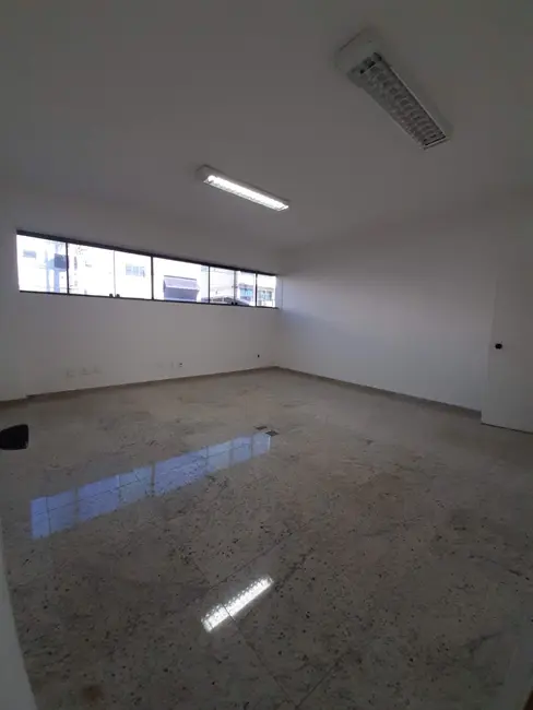 Armazém / Galpão para alugar, 1700m2 em Distrito Industrial João Narezzi, Indaiatuba - SP - imagem 9 Foto 9 de Armazém / Galpão para alugar, 1700m2 em Distrito Industrial João Narezzi, Indaiatuba - SP