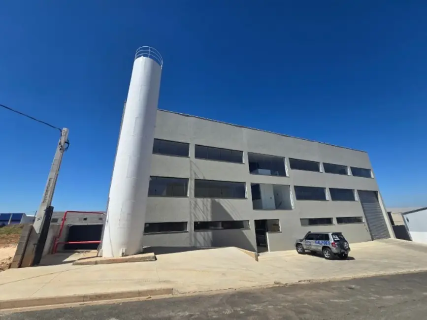 Armazém / Galpão para alugar, 1394m2 em Comercial Vitória Martini, Indaiatuba - SP - imagem 3 Foto 3 de Armazém / Galpão para alugar, 1394m2 em Comercial Vitória Martini, Indaiatuba - SP