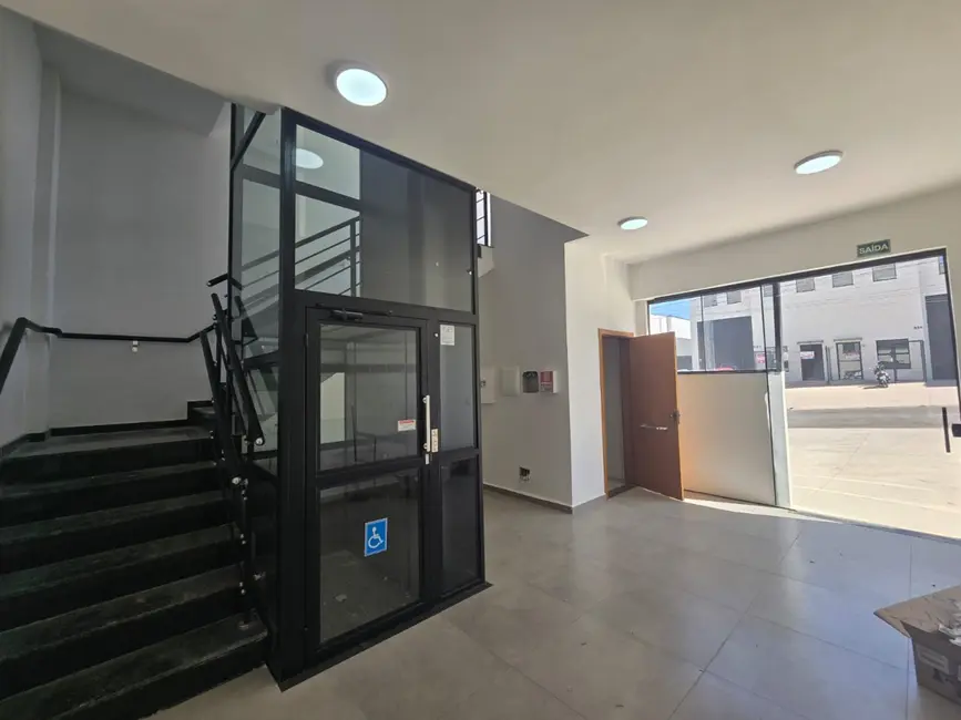 Armazém / Galpão para alugar, 1394m2 em Comercial Vitória Martini, Indaiatuba - SP - imagem 9 Foto 9 de Armazém / Galpão para alugar, 1394m2 em Comercial Vitória Martini, Indaiatuba - SP