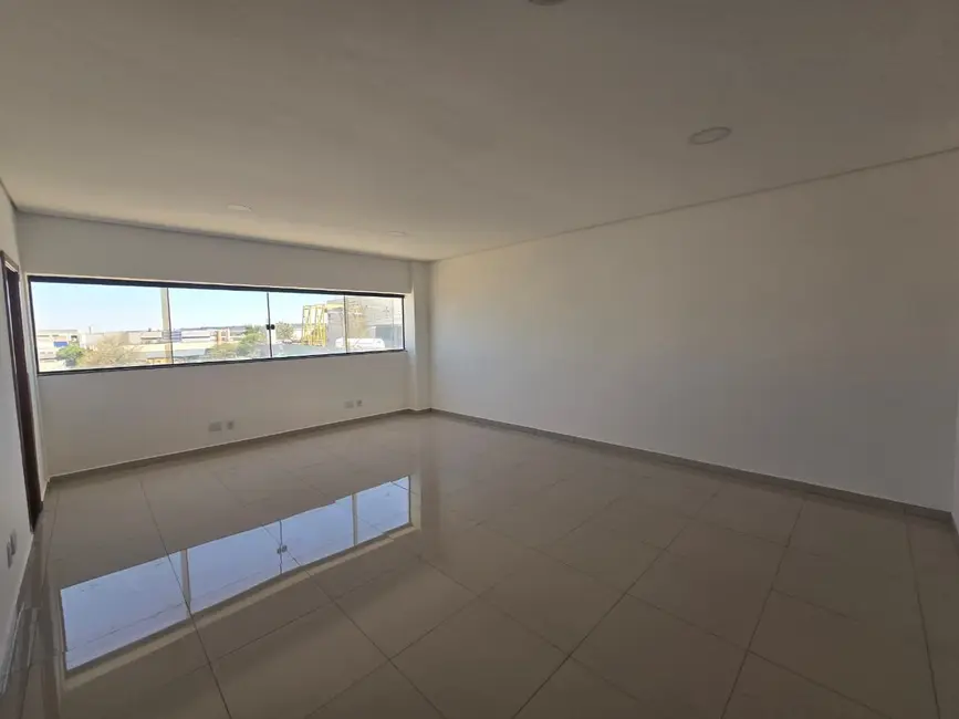 Armazém / Galpão para alugar, 642m2 em Centro Empresarial de Indaiatuba, Indaiatuba - SP - imagem 9 Foto 9 de Armazém / Galpão para alugar, 642m2 em Centro Empresarial de Indaiatuba, Indaiatuba - SP