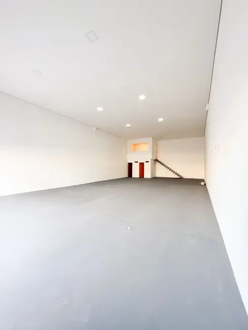 Foto 2 de Armazém / Galpão para alugar, 160m2 em Sorocaba - SP